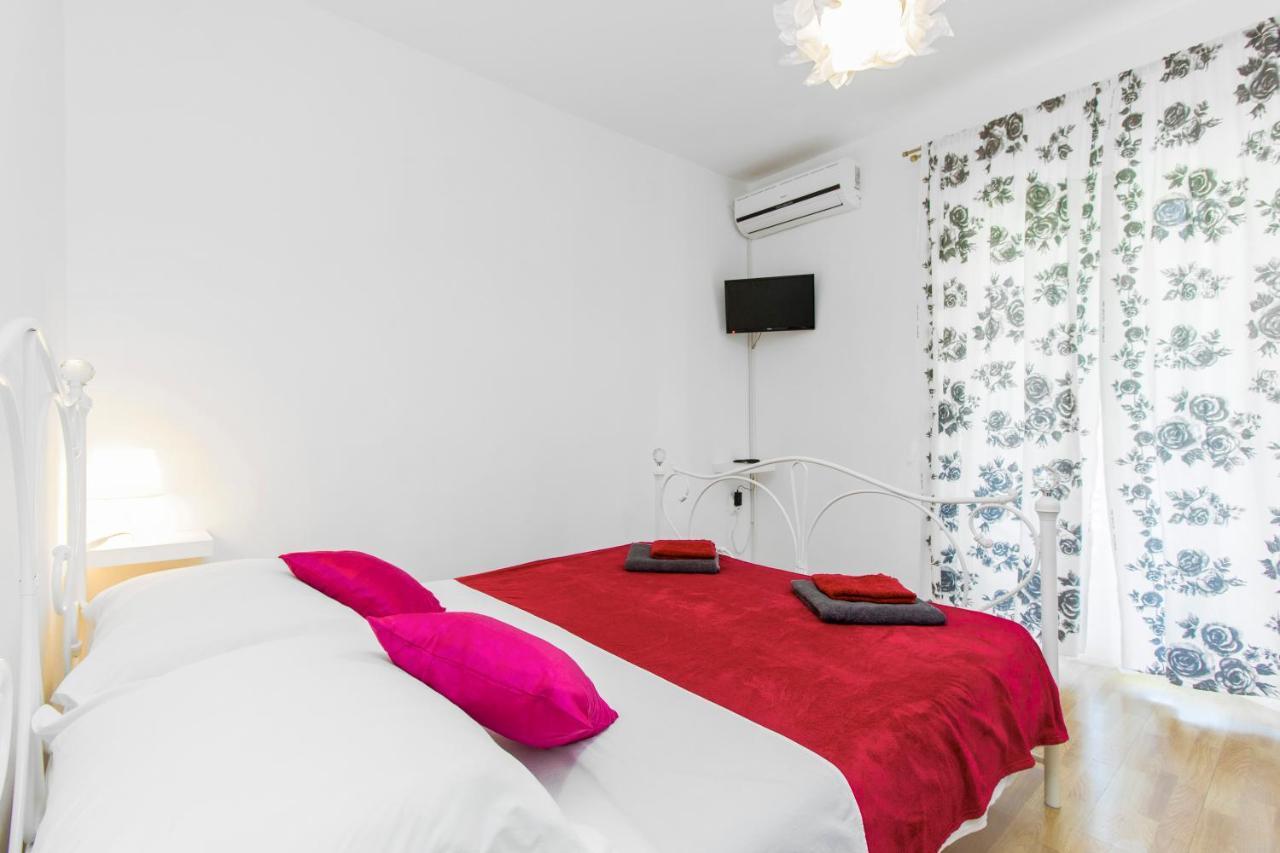 וודיצה Apartmani Mariva מראה חיצוני תמונה