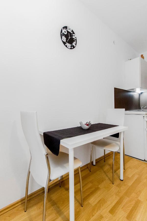 וודיצה Apartmani Mariva מראה חיצוני תמונה