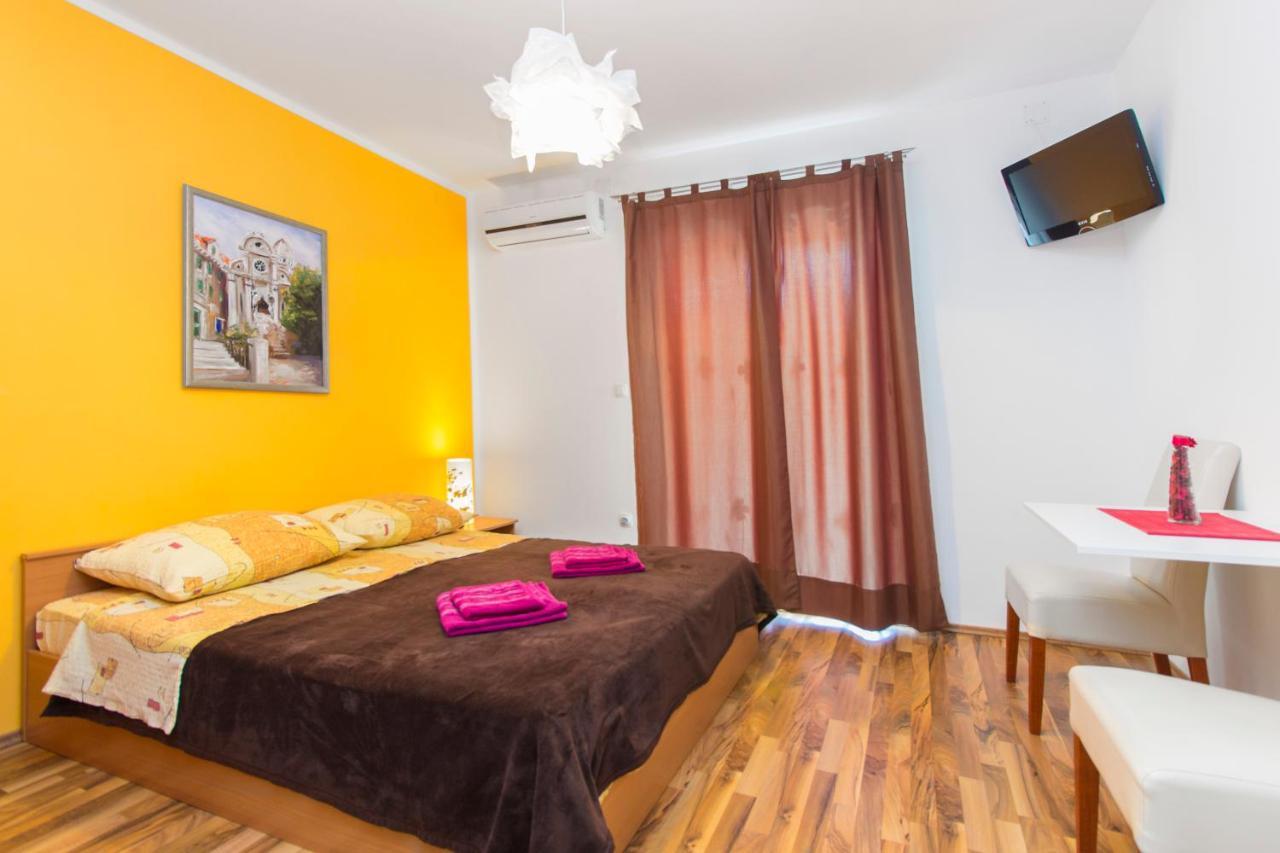 וודיצה Apartmani Mariva מראה חיצוני תמונה