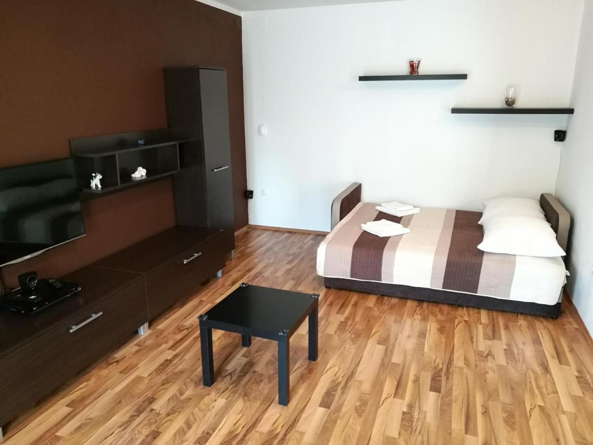 וודיצה Apartmani Mariva מראה חיצוני תמונה
